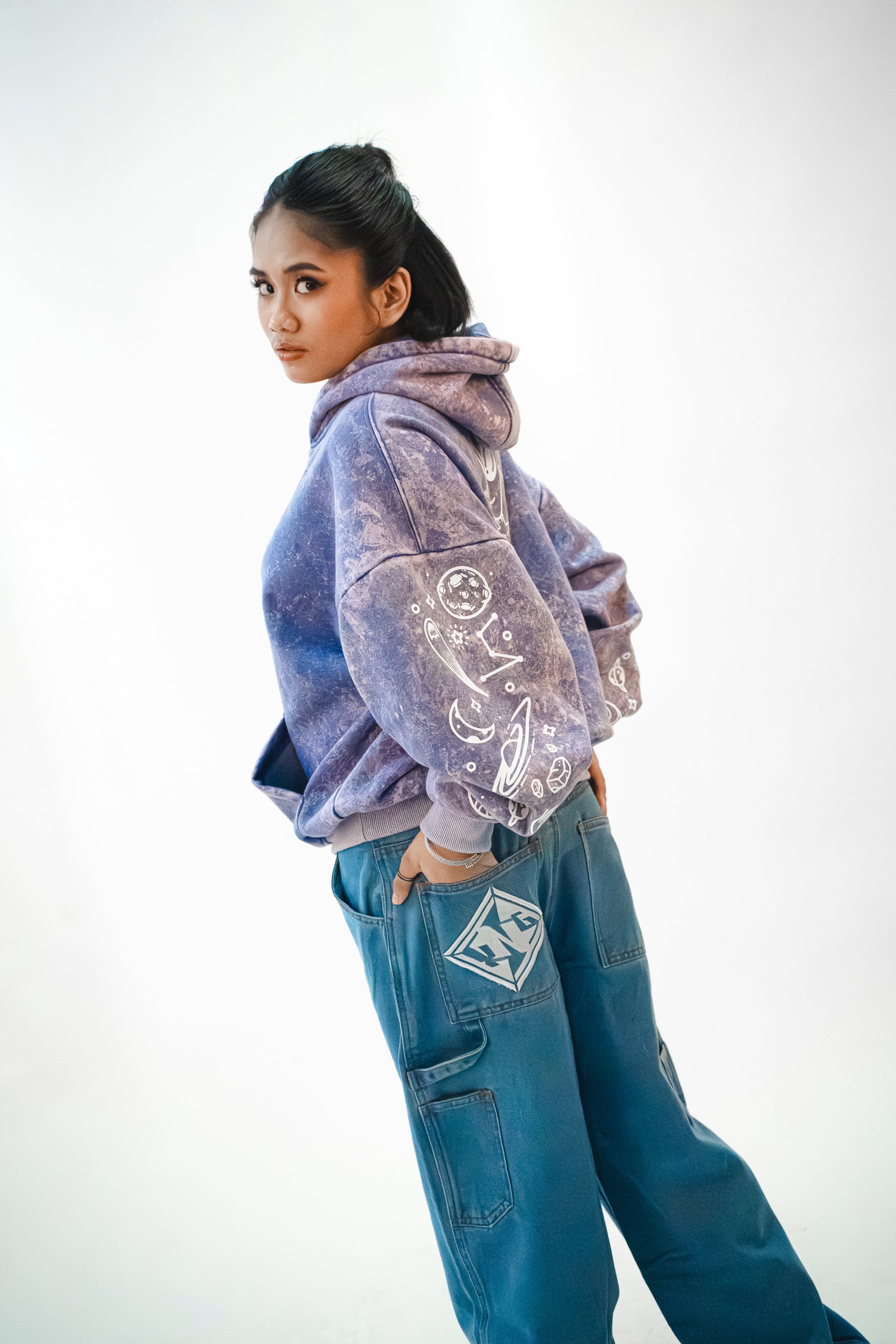YNG "QUANTUM HOODIE" in NEBULA PURPLE