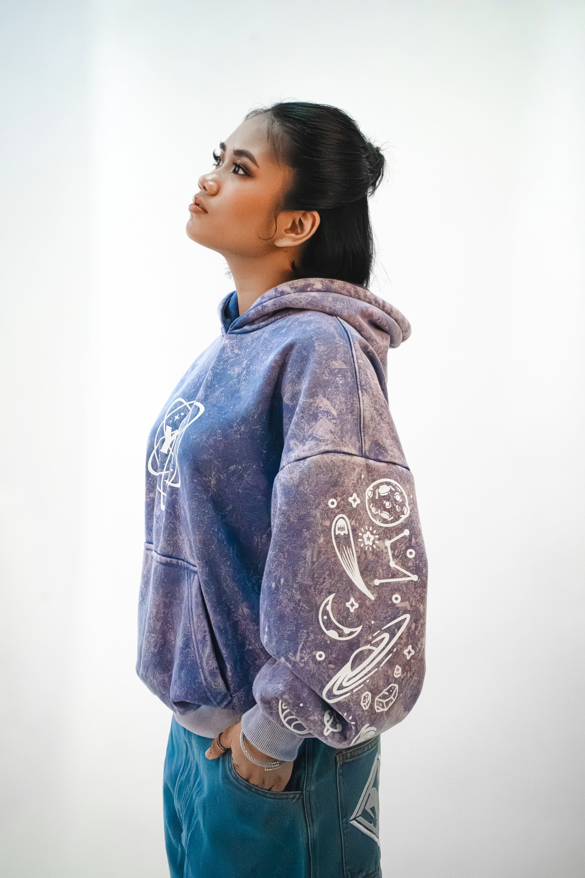 YNG "QUANTUM HOODIE" in NEBULA PURPLE