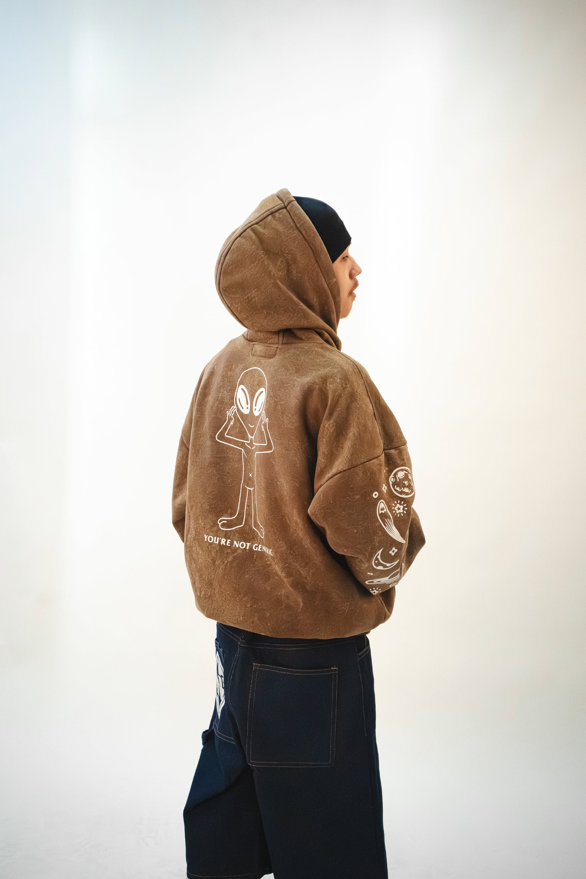 YNG "QUANTUM HOODIE" in METEORITE BROWN