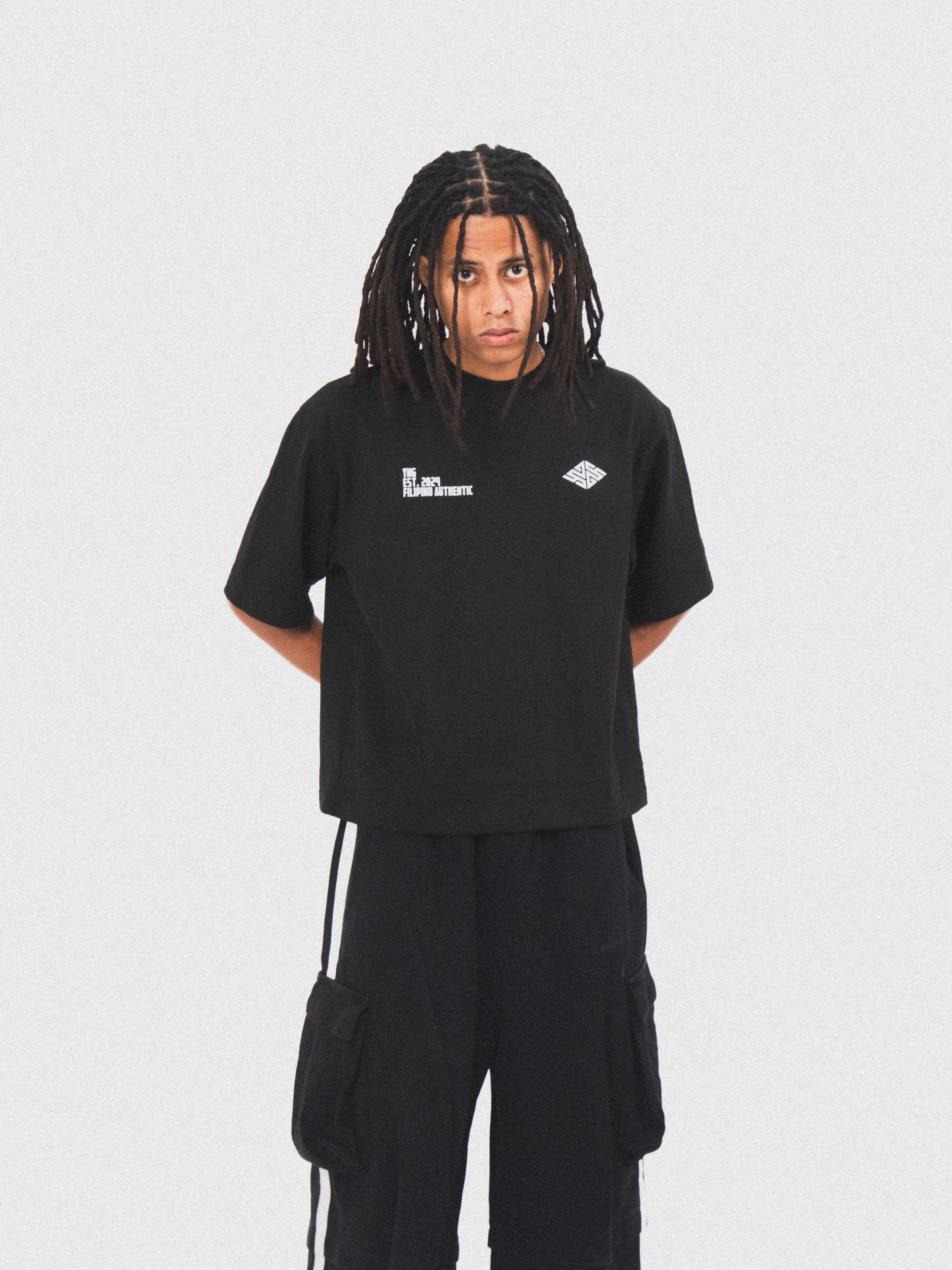 Logo Cropped Tee in Black