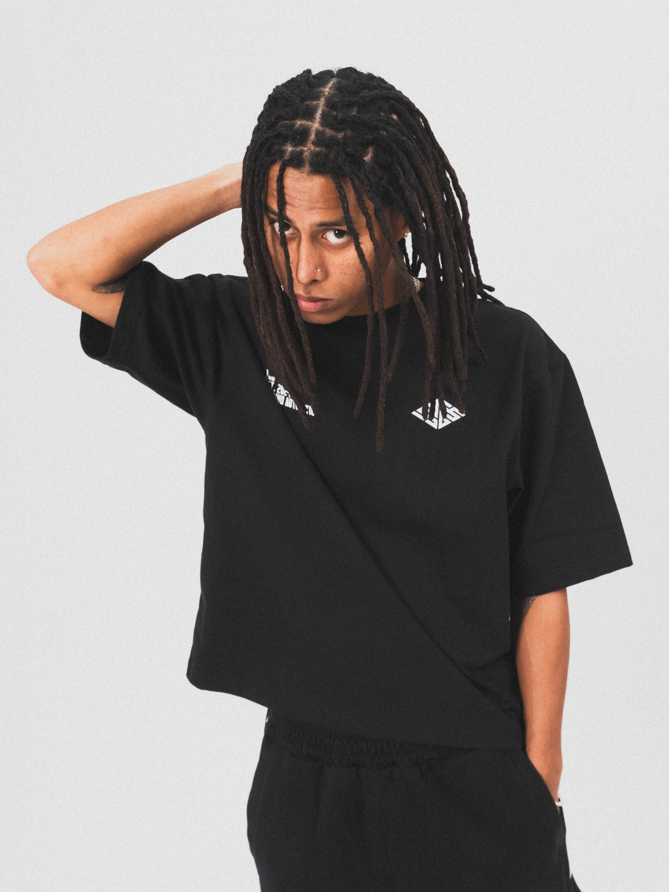 Logo Cropped Tee in Black
