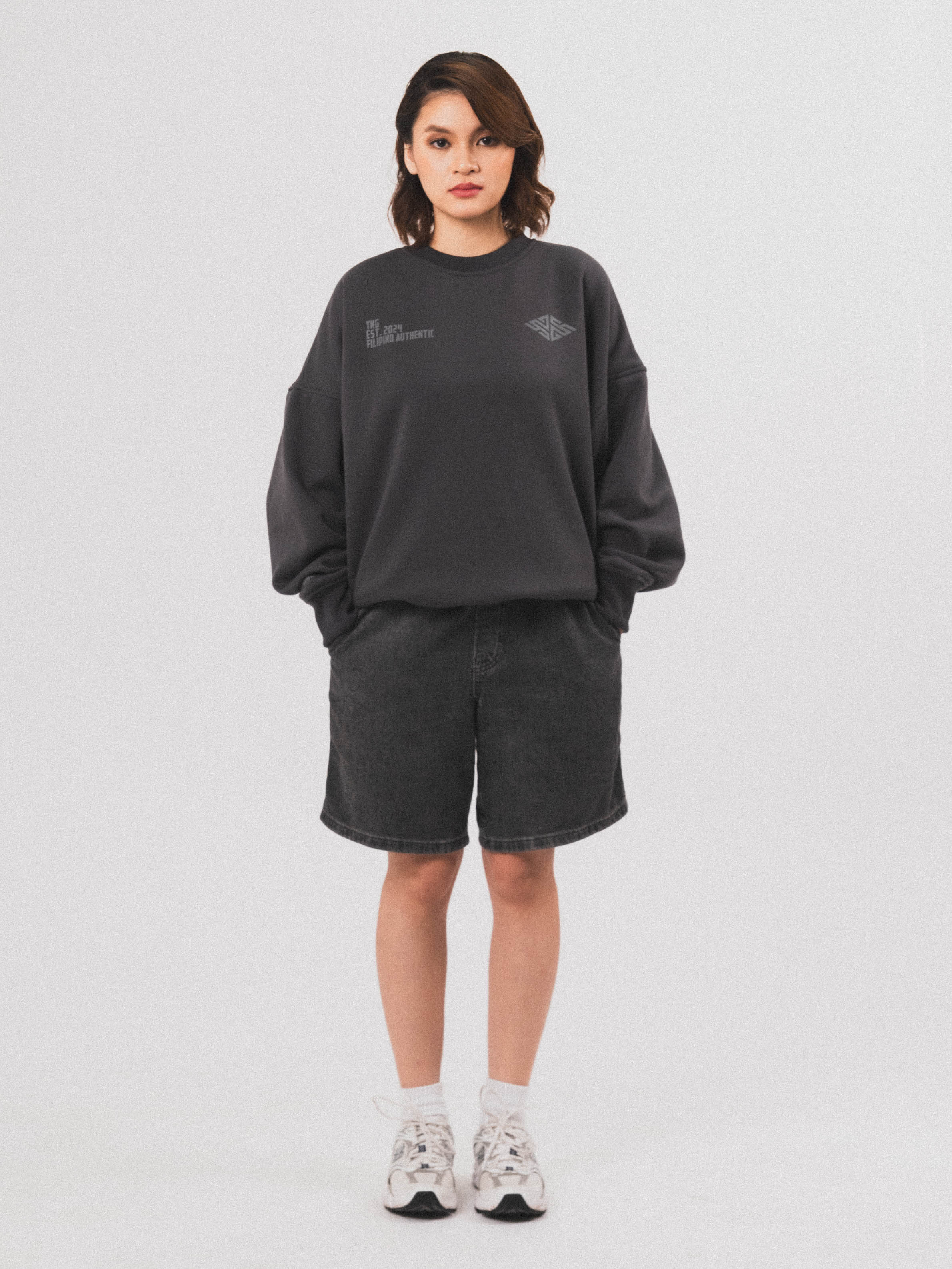 Logo Crewneck Sweatshirt in Charcoal Grey