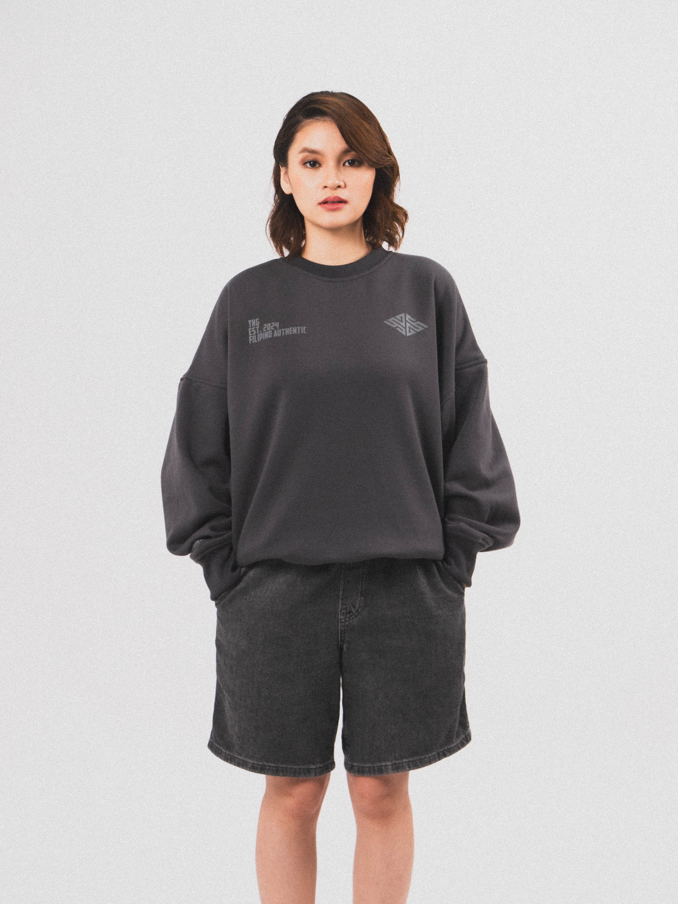Logo Crewneck Sweatshirt in Charcoal Grey