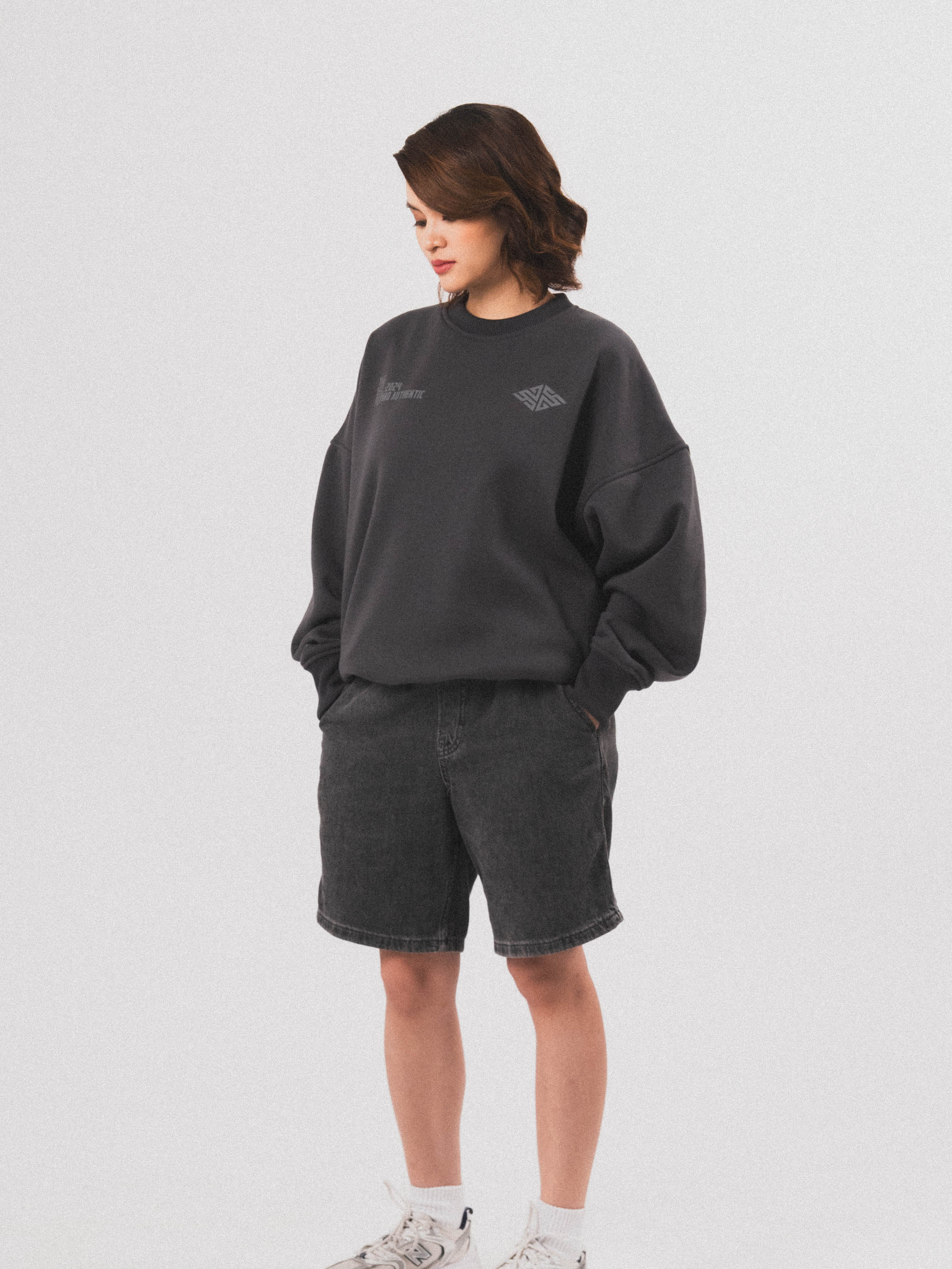 Logo Crewneck Sweatshirt in Charcoal Grey