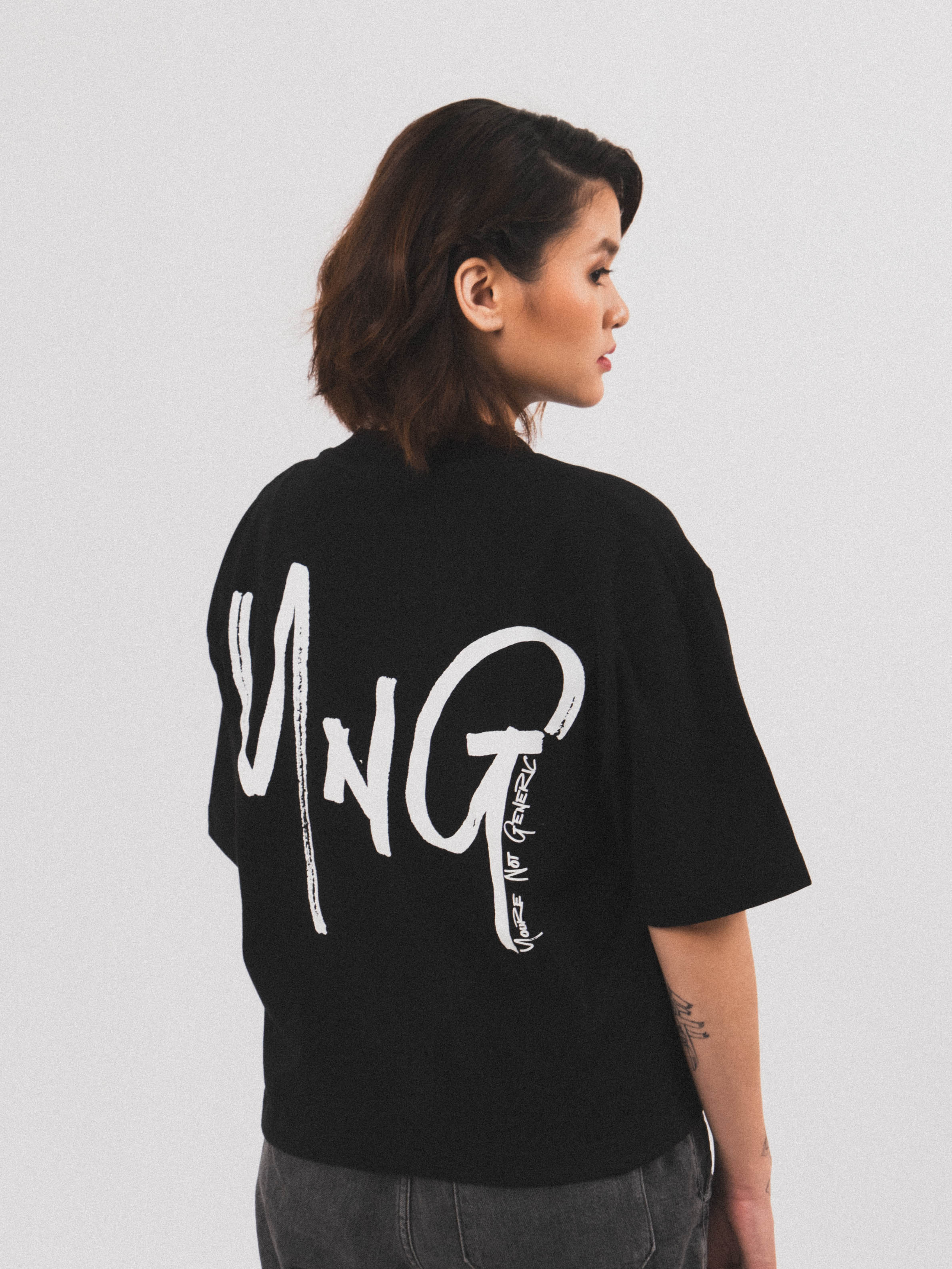 Logo Cropped Tee in Black